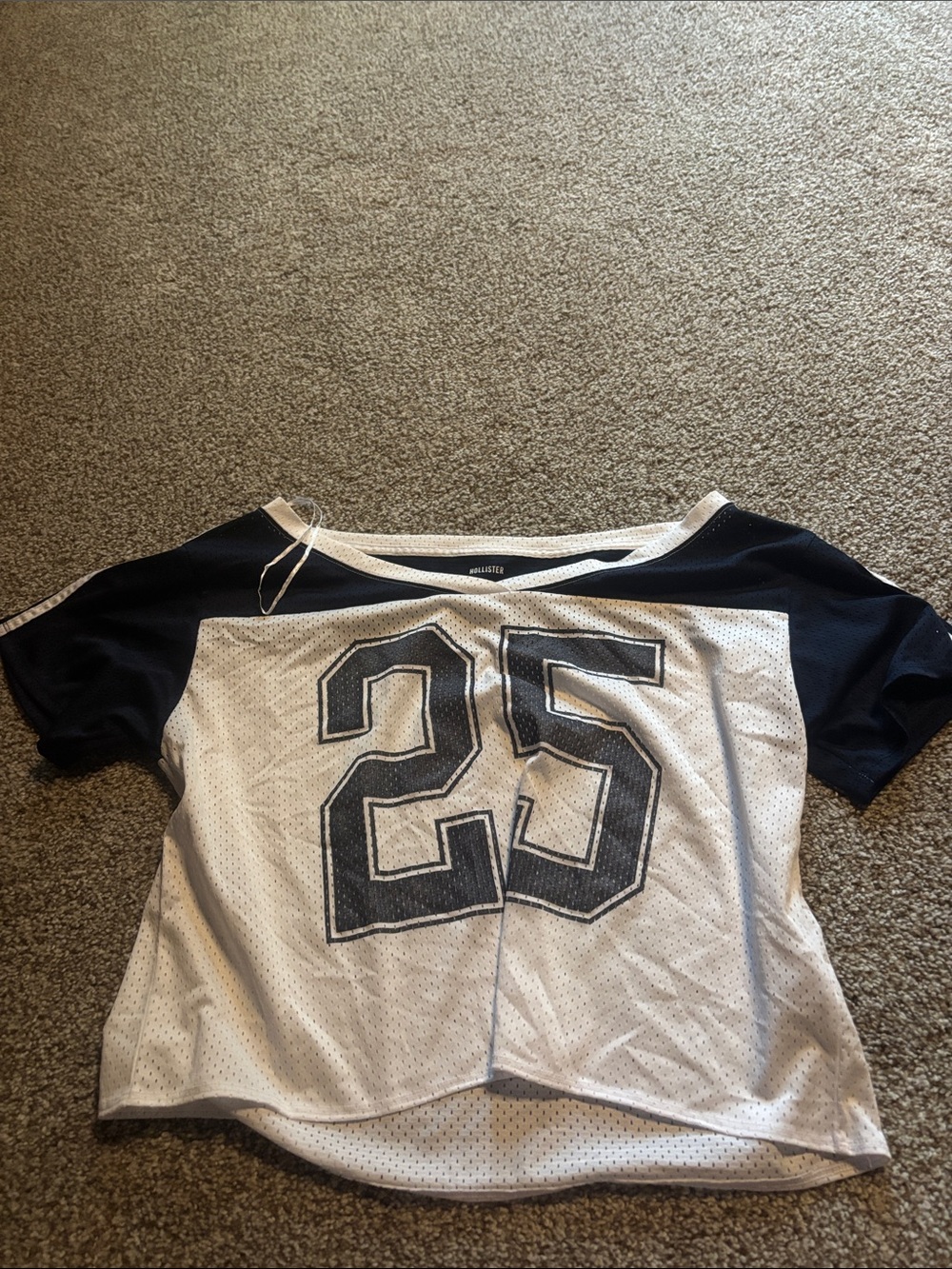 Hollister Number 25 Sporty Mesh Cropped Top in White and Navy